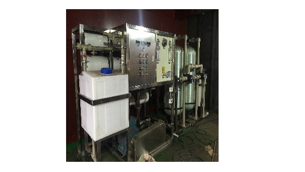 太陽能海水淡化設(shè)備簡介-潤德澳